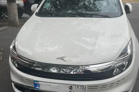 کی ام سی، ایگل