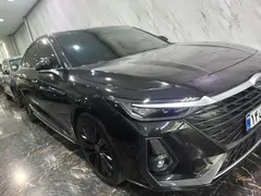 فونیکس، آریزو 8 (Z8)