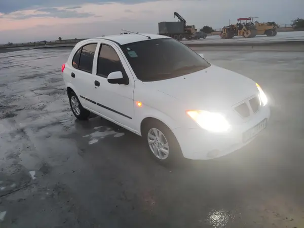 تیبا، هاچ بک