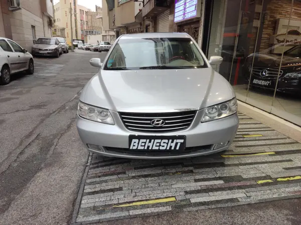 هیوندای، آزرا (گرنجور)