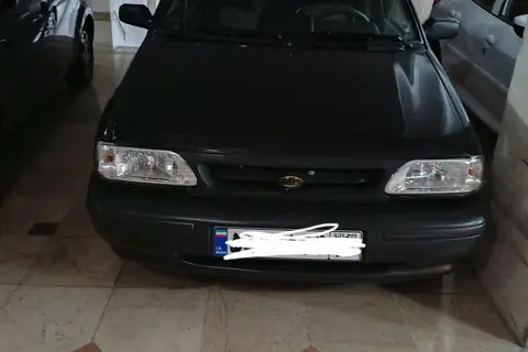 پراید، صندوق دار