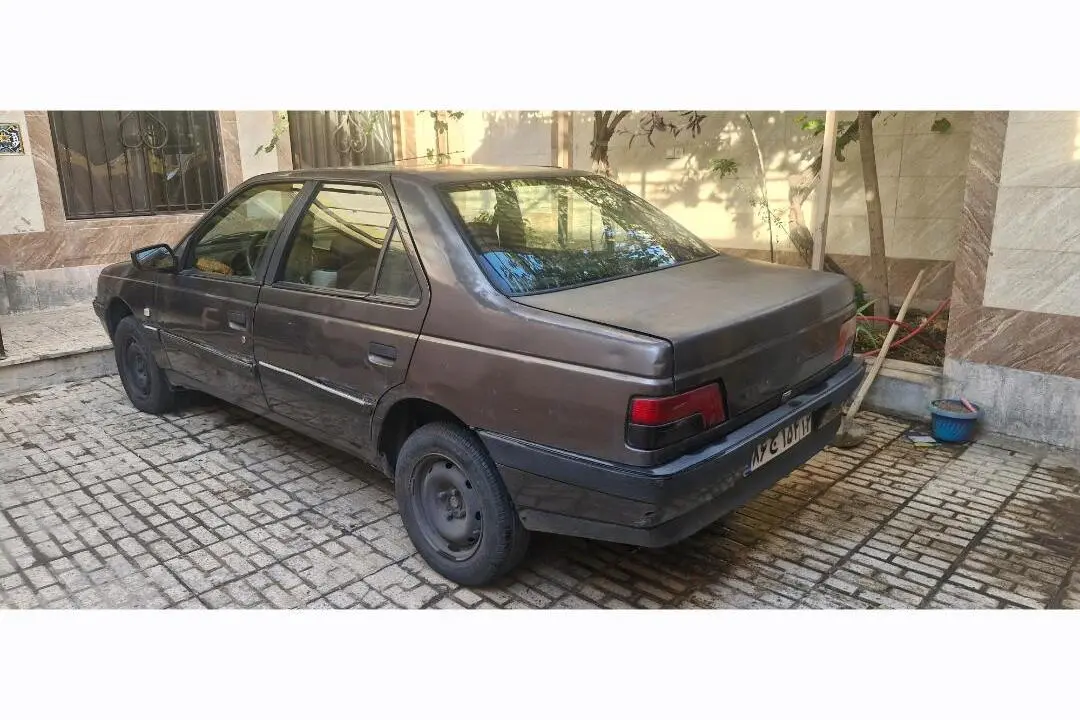 پژو،  405