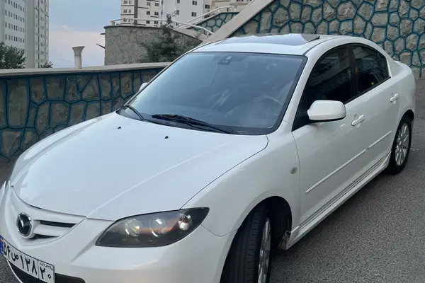 مزدا  3 قدیم