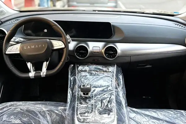 لاماری، ایما