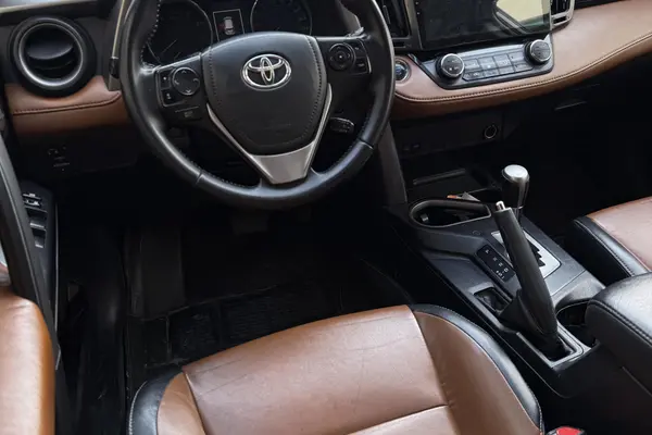 تویوتا، راوفور