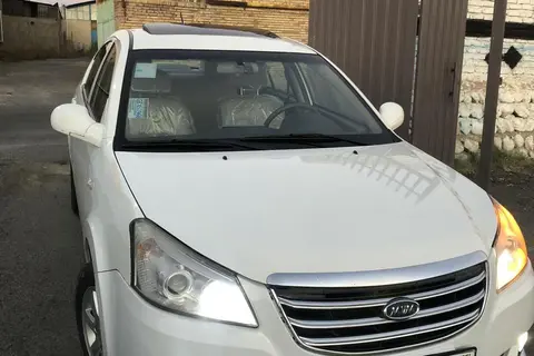 ام وی ام، 550
