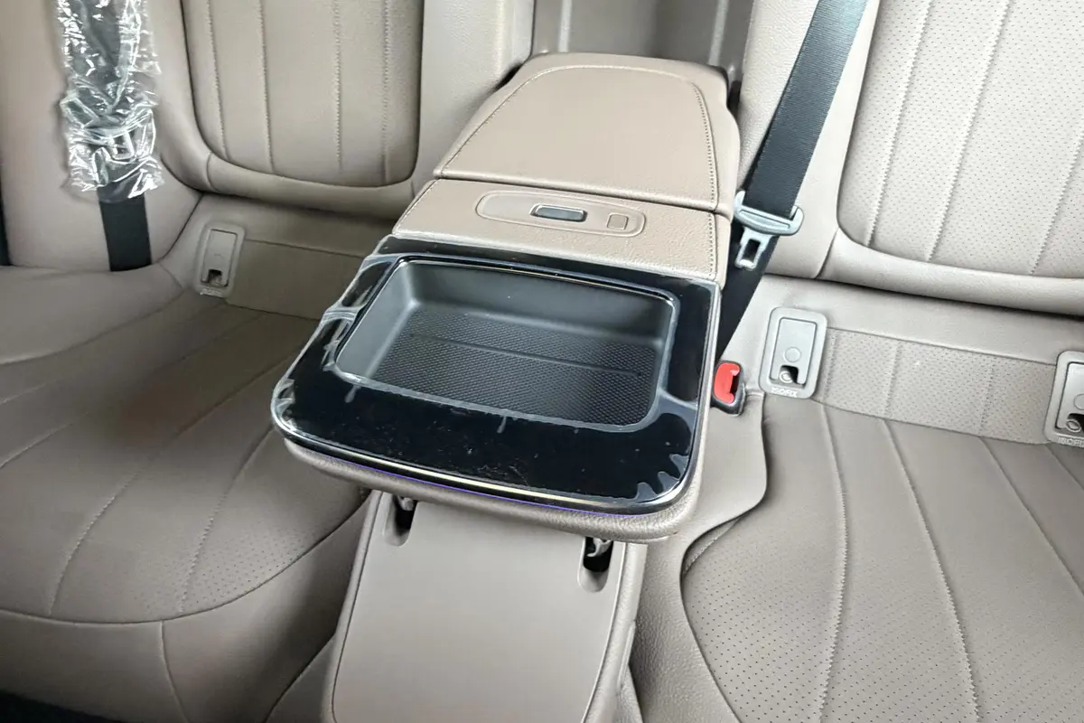 بنز،  EQE SUV