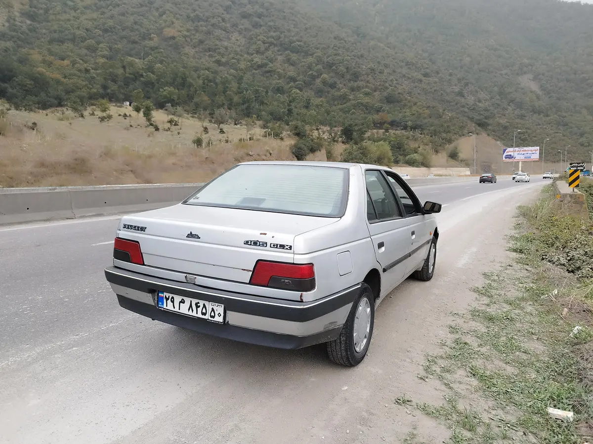 پژو،  405