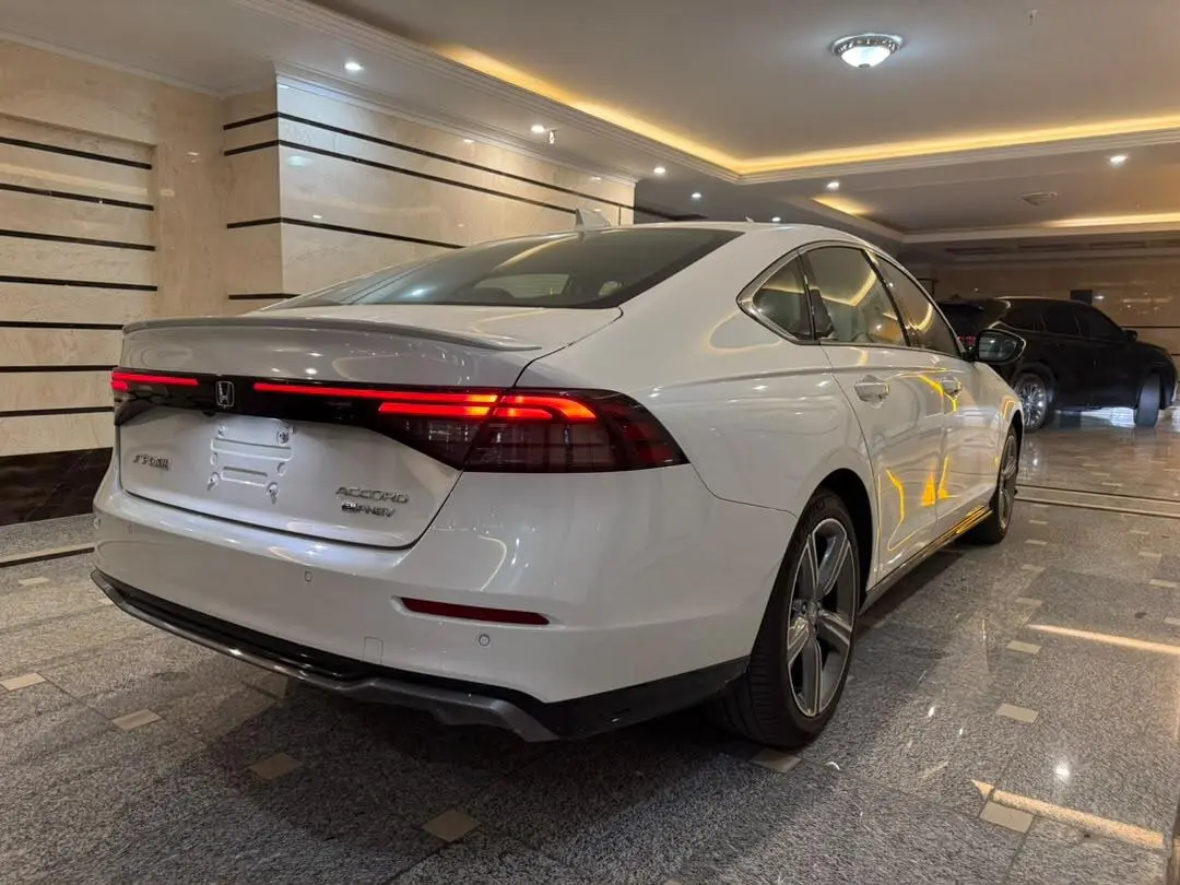 هوندا،  آکورد e:PHEV