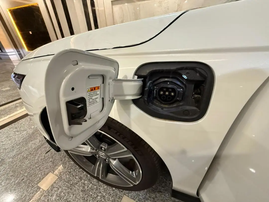 هوندا،  آکورد e:PHEV