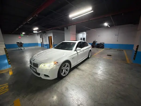 ب ام و، سری 5 سدان