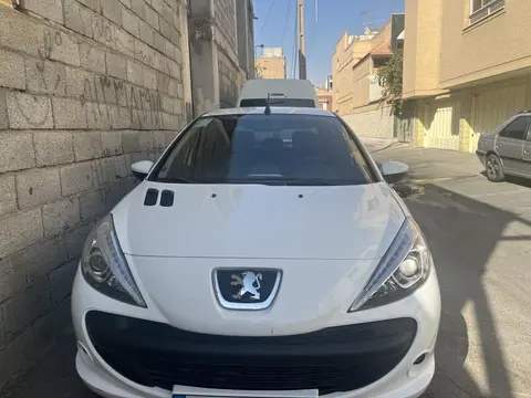 پژو، 207