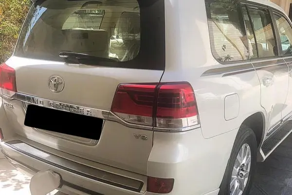 تویوتا، لندکروز چهار در