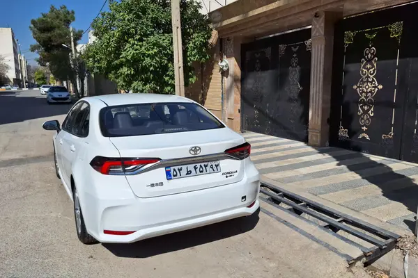 تویوتا، کرولا هیبرید