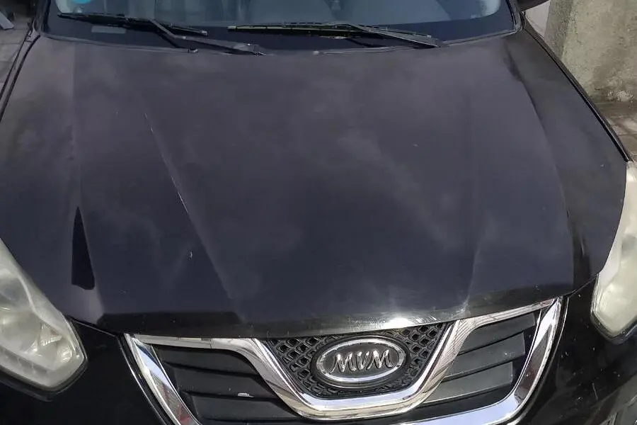 ام وی ام،  X33