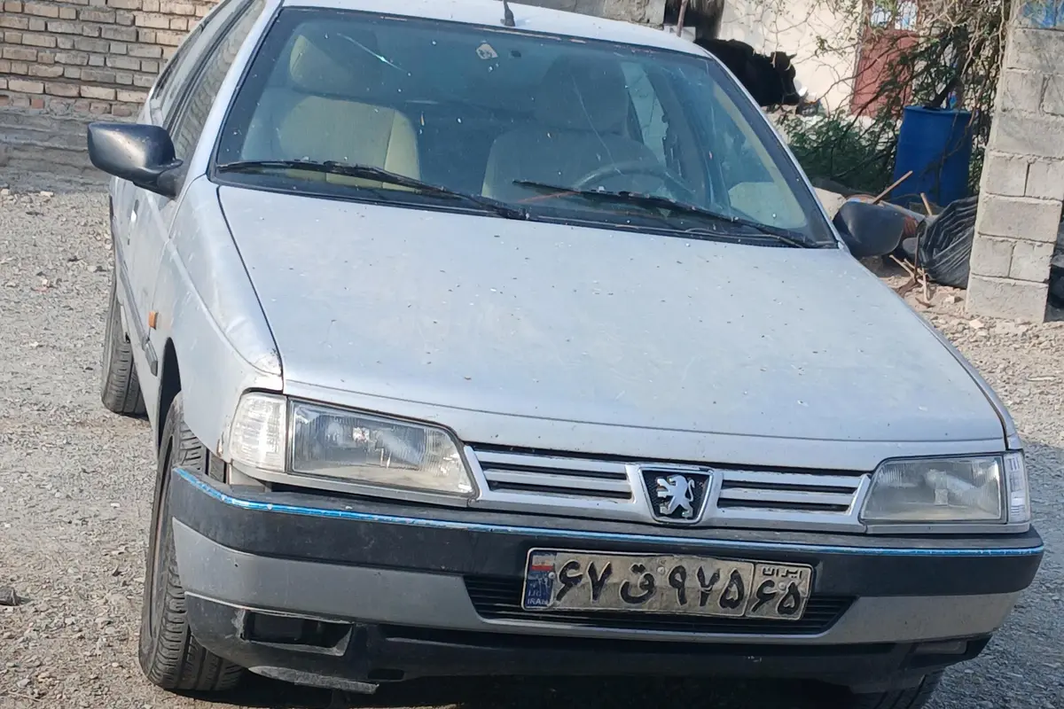 پژو،  405