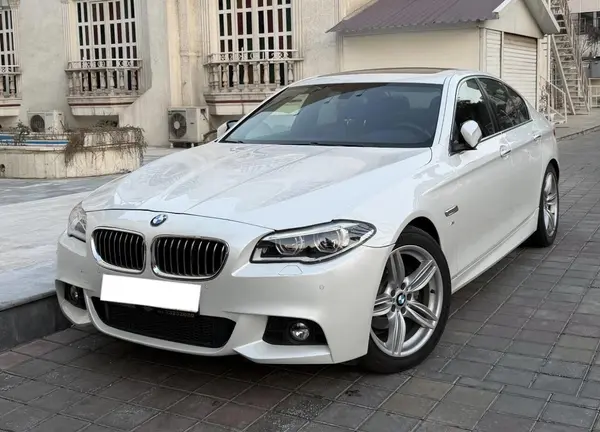 ب ام و، سری 5 سدان