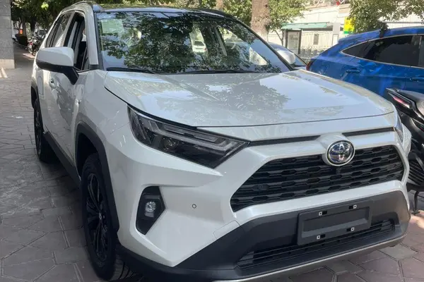 تویوتا، راوفور