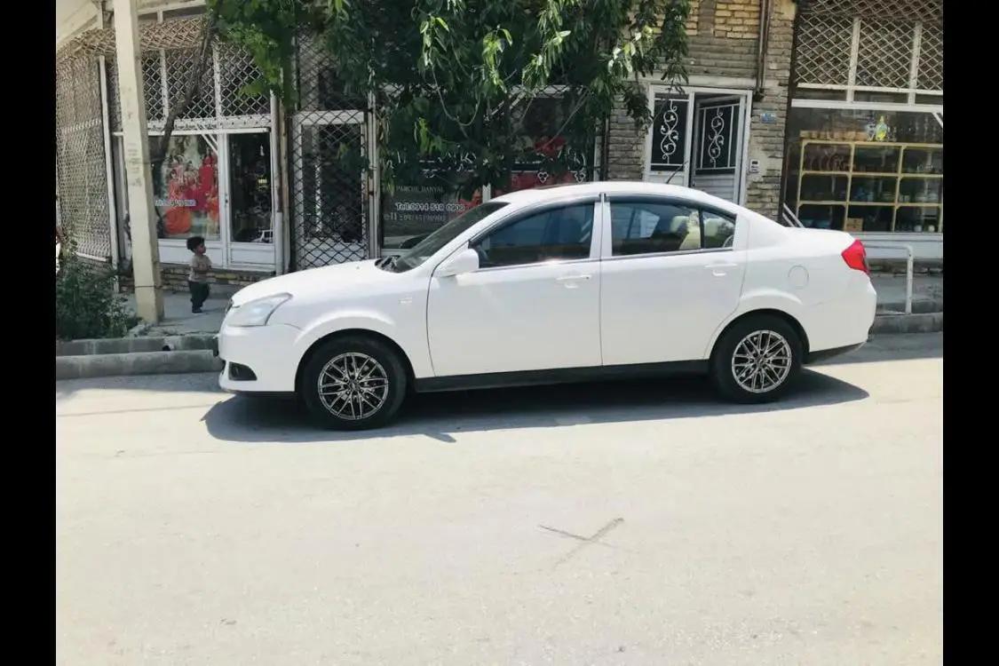 ام وی ام،  550