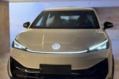 فولکس، آی دی یونیکس