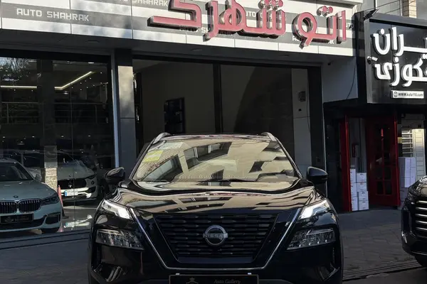 نیسان  ایکس تریل
