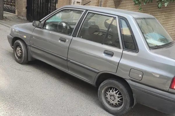 پراید  صندوق دار
