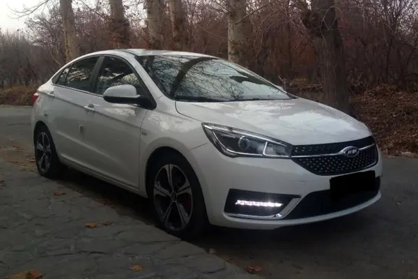 چری، آریزو 5T