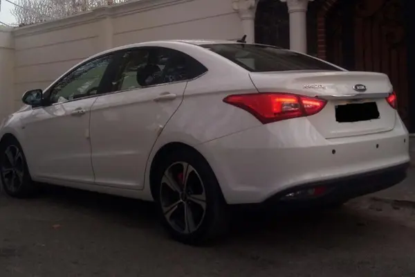 چری، آریزو 5T