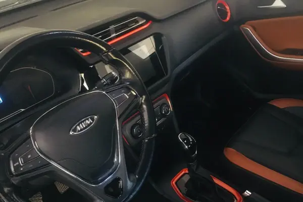 ام وی ام، X22