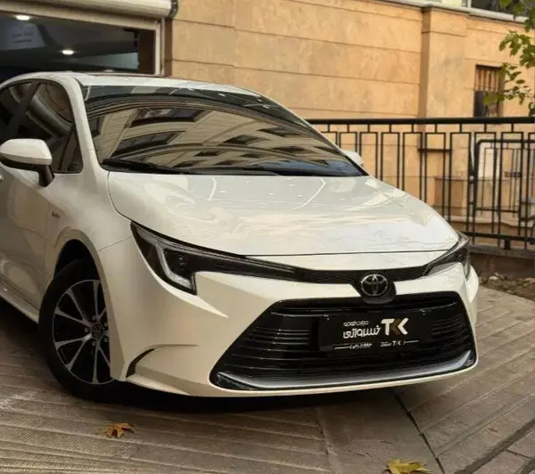 پیش فروش تویوتا، کرولا هیبرید