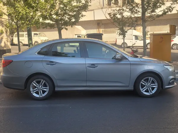 بسترن  B30
