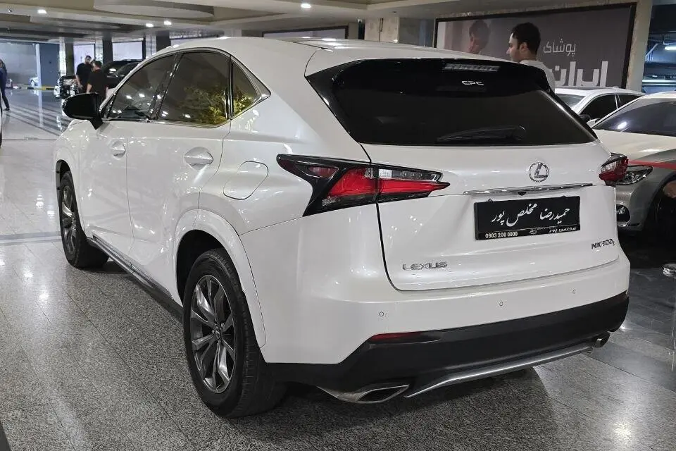 لکسوس  NX