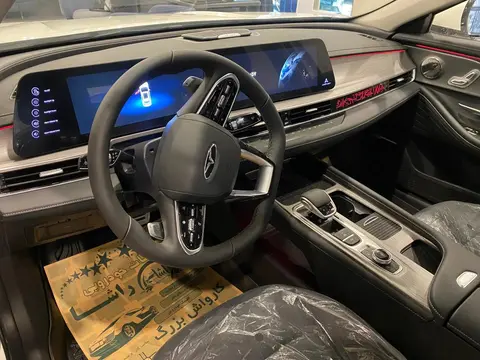 فونیکس، آریزو 8 (Z8)