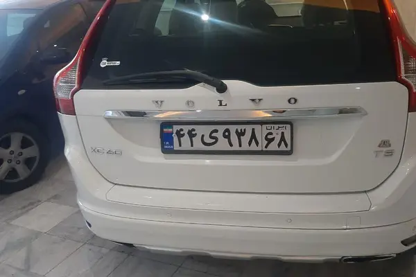 ولوو  XC60