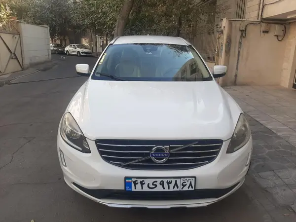 ولوو  XC60