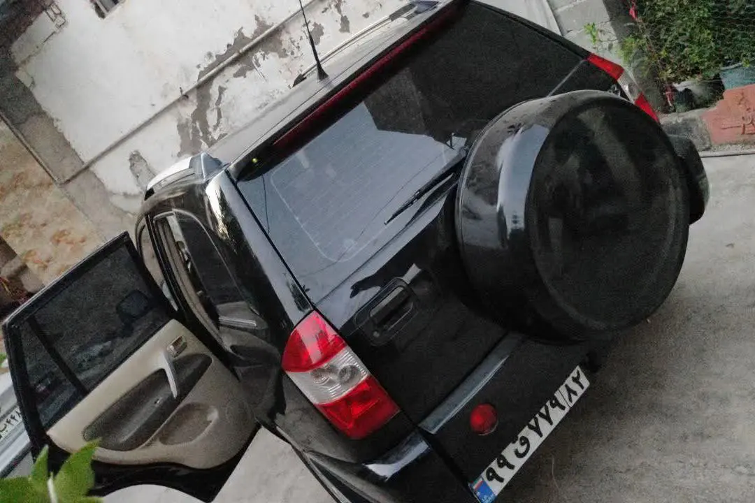 ام وی ام،  X33