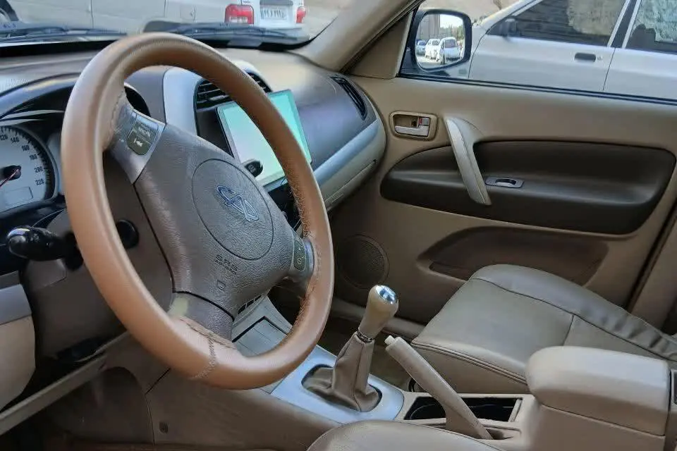 ام وی ام،  X33