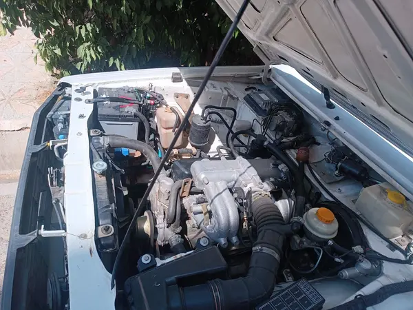 کارا، دو کابین