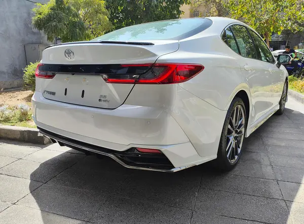 تویوتا، کمری هیبرید