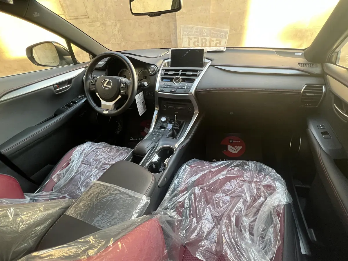 لکسوس  NX