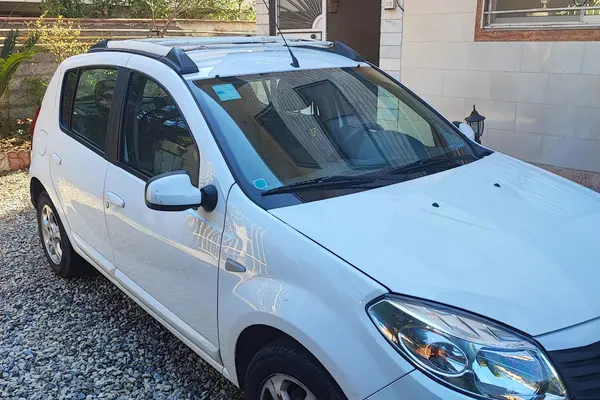 رنو، ساندرو