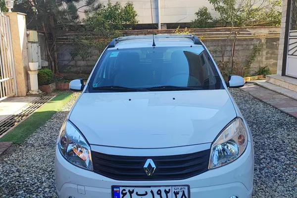 رنو، ساندرو