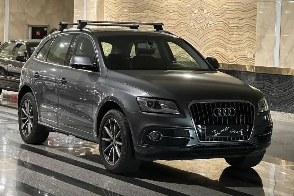 آئودی،  Q5