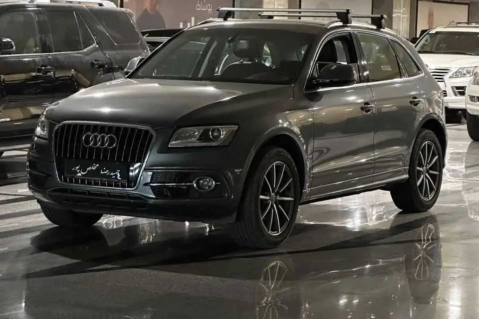 آئودی،  Q5