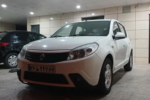 رنو، ساندرو