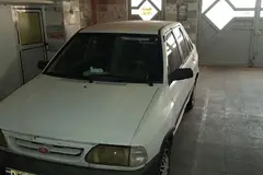 پراید، صندوق دار