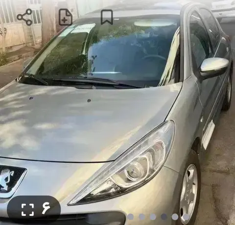 پژو، 207