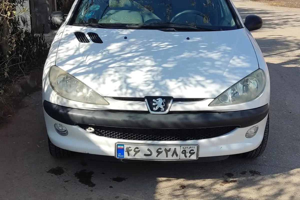 پژو،  206