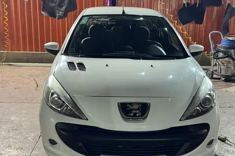 پژو، 207