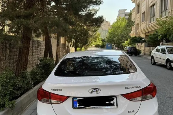 هیوندای  النترا